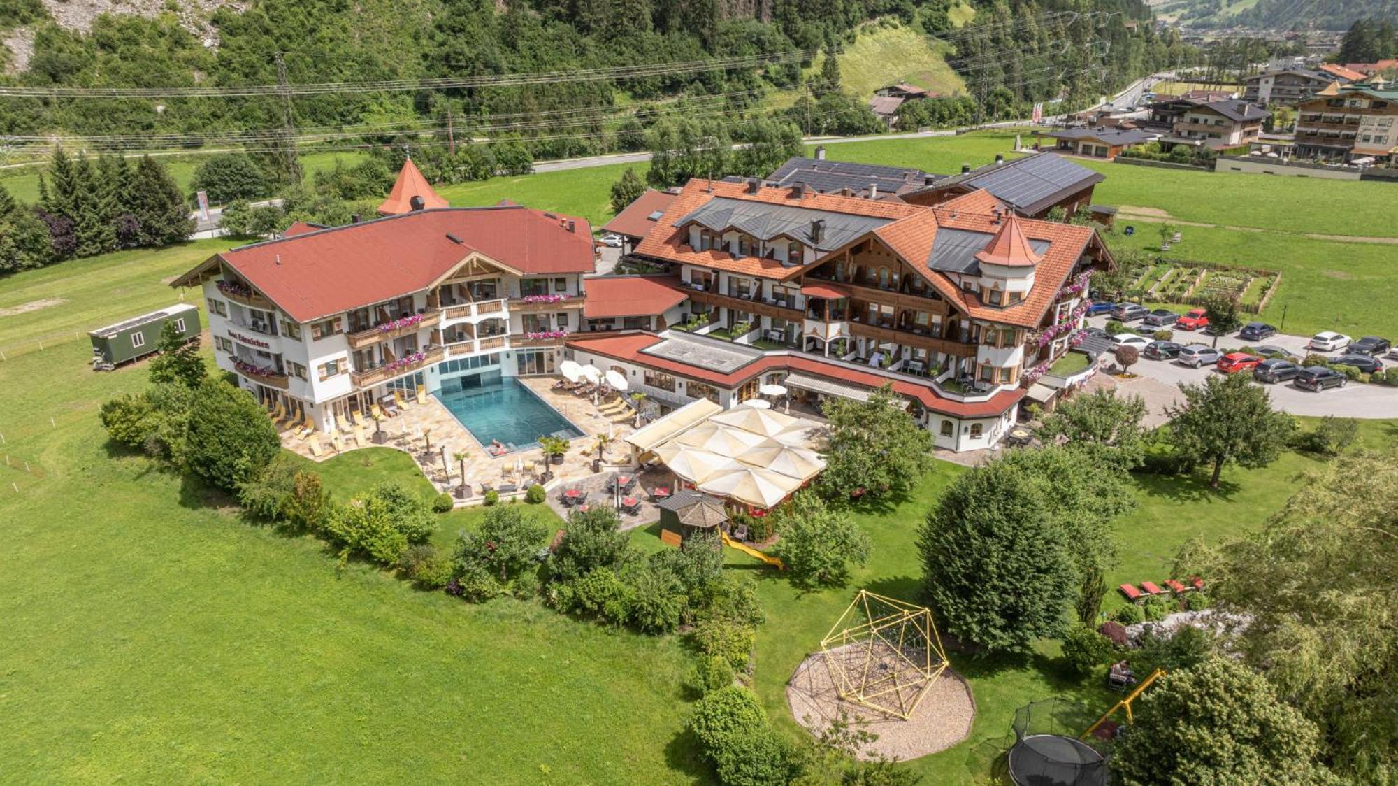 Hotel Edenlehen Майрхофен Экстерьер фото